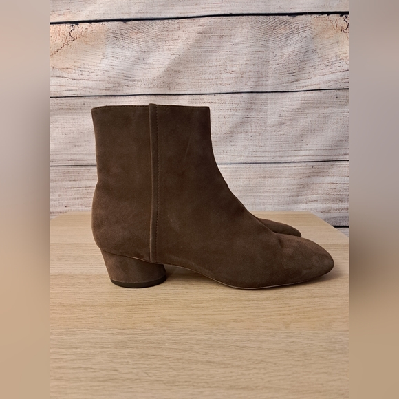 Vince Brown Suede Ankle Boots - Picture 4 of 10